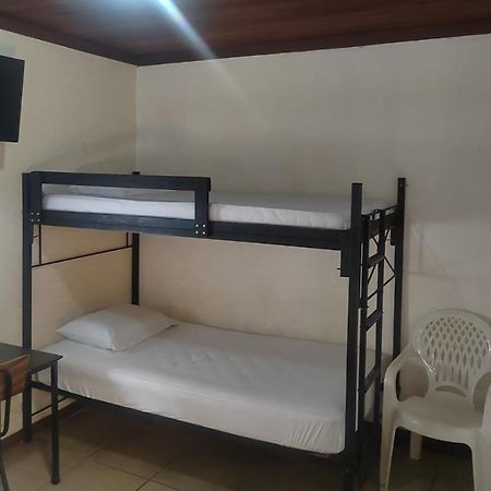 Hostel Pura Vida En Liberia Eksteriør billede